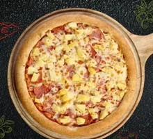 American Hawaiian Pizza