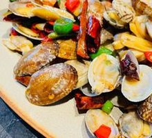 Spicy Stir-Fried Clams