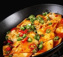 Spicy Pot-Braised Tofu with Leaves