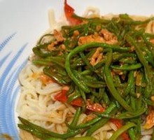 Braised Lentils with Shredded Pork Noodles
