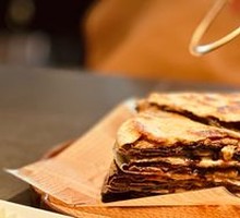 Sesame Sauce Sweet Pancake