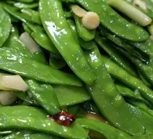 Stir-Fried Snow Peas