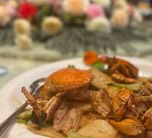 Crab Stir-Fried Rice Noodles