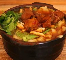 Chicken Chunk Hot Pot Noodles