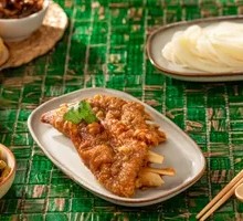 Pork Knuckle Snail Noodles