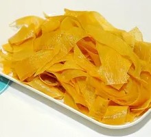 Oil-soaked tofu skin