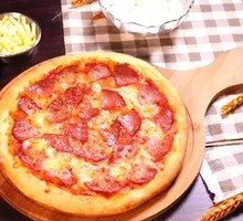 Classic Italian Pizza