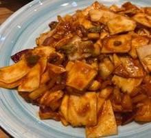 Stir-Fried Beef Noodles
