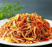 Old Grandma's Sausage Fried Rice Noodles