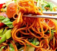 Old干妈 Sausage Stir-Fried Noodles