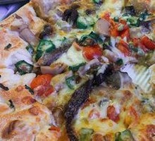 Wagyu Cheese Mushroom Pizza