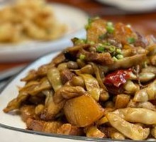 Stewed string beans with pork