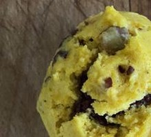 Bean Chestnut Yellow Steamed Buns