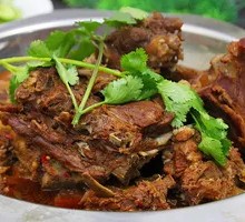 Spicy Lamb Spine with Meat