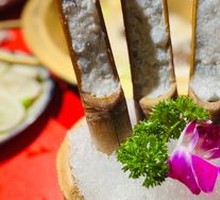 Handmade Bamboo Tube Shrimp Dumplings