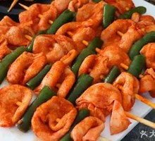 Grilled Green Pepper and Crispy Tripe Skewers