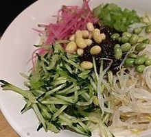 New-style Beijing Fried Sauce Noodles