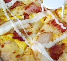American-style Bacon & Potato Pizza