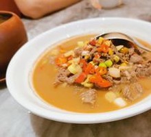 Tea Oil Beef Stir-Fry