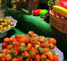 Seasonal Fruit Buffet