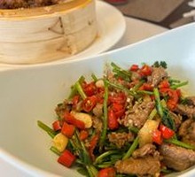 Stir-Fried Beef with Yellow Onion