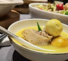 Peach Blossom Spring Chicken