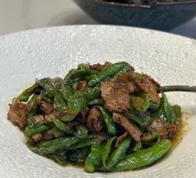 Stir-fried Wild Pepper with Anhua Pork