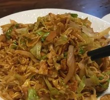 Stir-Fried Instant Noodles