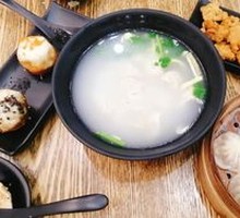 Tofu Skin包裹油面筋粉丝汤