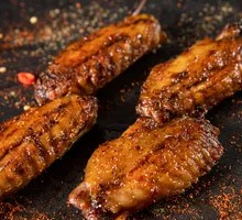 Charcoal-Grilled Chicken Wings