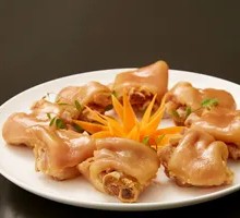 Salted Pepper Pig Trotters