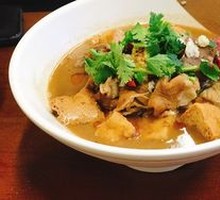 Braised Pork and Steamed Bun