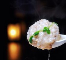 Four Seasons Huaiyang Lion's Head