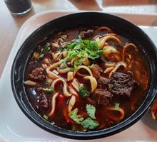 Beef Daoxiao Noodles