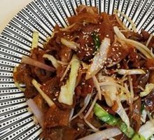 Dry-Fried Beef Rice Noodles