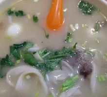 Spicy Oil-Poured Noodles