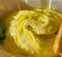 Crispy Chicken Curry Omelette Rice