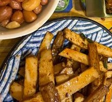 Deshan Spiced Tofu Salad