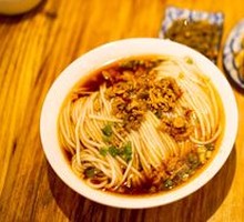 Pickled Vegetable and Pork Noodles