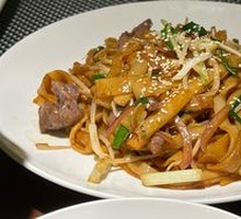 Dry-Fried Beef Rice Noodles