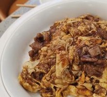 Sour Stir-Fried Egg with Wood Ear Mushrooms