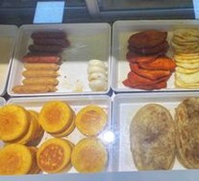 Old-Style Handmade Pork Buns