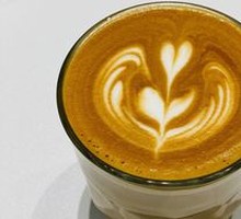 Flower Queen SOE Latte