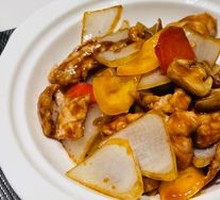 Bamboo Mushroom and Pork Slices