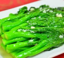 Stir-Fried Bok Choy with Garlic