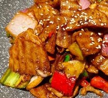 Spicy Potato Slices in Fragrant Pot