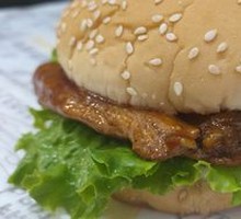 Spicy Chicken Leg Burger