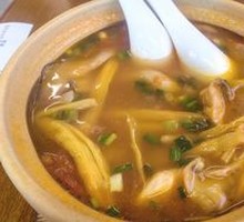 Tomato and Meatball Hot Pot Soup