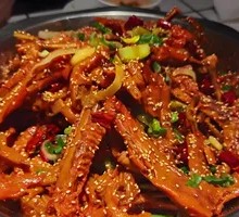 Duck Feet and Wings Hot Pot