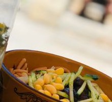 Hand-extruded noodle soup